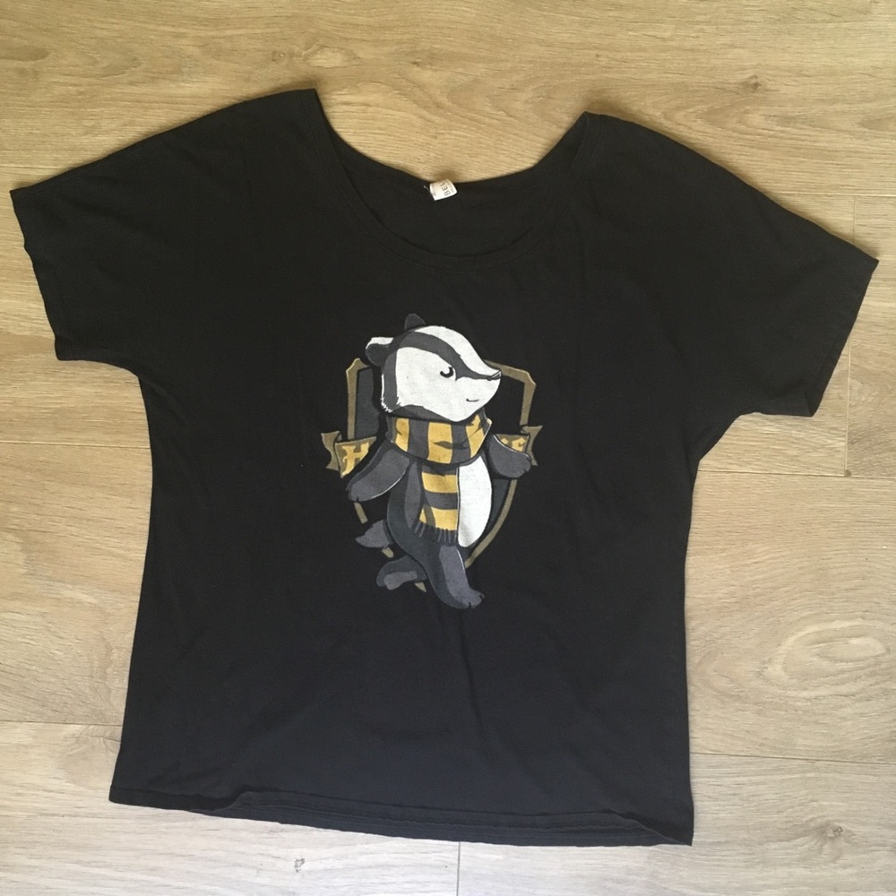 Hufflepuff cool badger tee